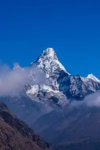 Ama Dablam, a simple beauty
