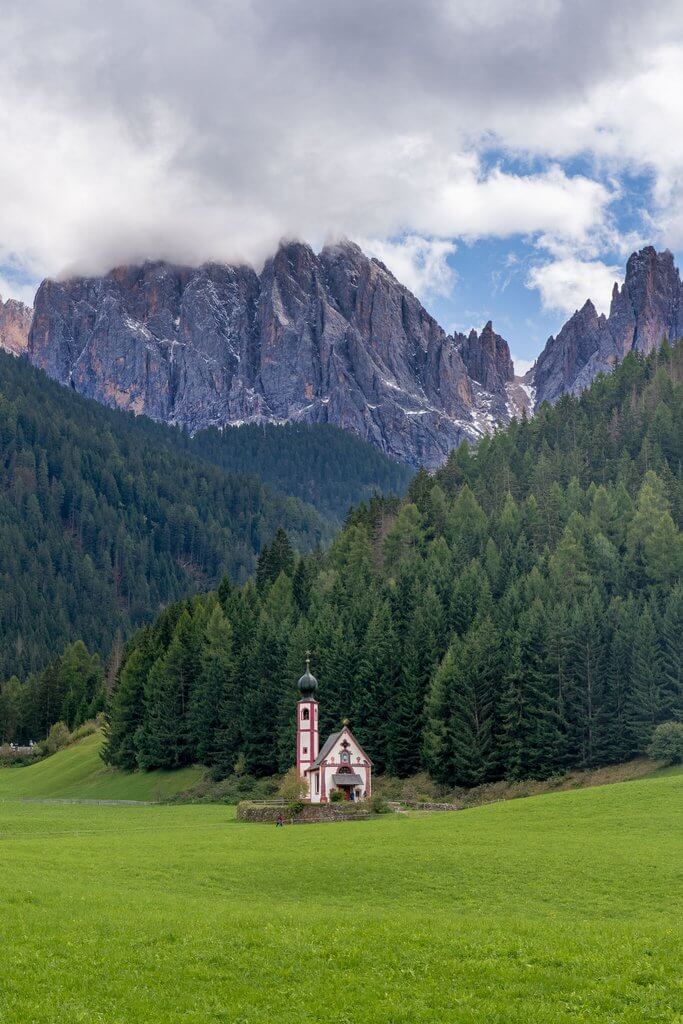 Peaks & Travel 4